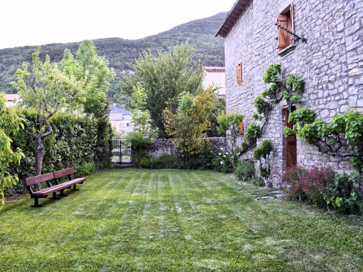 Вилла Cirjuana, Casa En El Centro Con Agradable Jardin Y Barbacoa By Pirineos 360 Бьескас Экстерьер фото